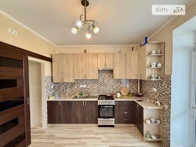 Продаж 1к квартири 52 кв. м на вул. Роксоляни • ID 34996750