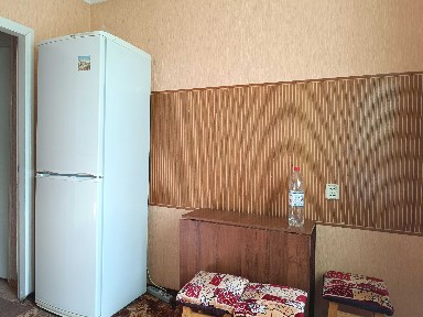 Здається 2-кімнатна квартира на другому поверсі р-н ДОС з індивідуальним опаленням