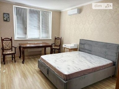Продаж 1к квартири 42 кв. м на вул. Степана Рудницького 19/14 • ID 34987122