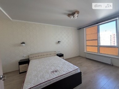 Продаж 1к квартири 36 кв. м на вул. Перлинна 11 • ID 34997398
