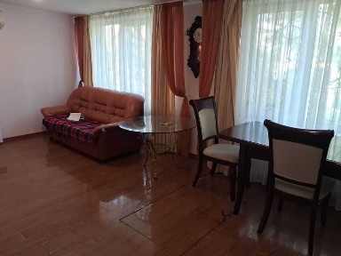 Оренда 2-кімнатної квартири 63 м², Празька вул., 28