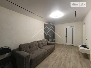 Продаж 2к квартири 44.4 кв. м на вул. Покровська • ID 34998204