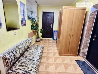 Здається комерційне приміщення на вул. Степана Бандери, площа 14 кв. м • ID 34997623