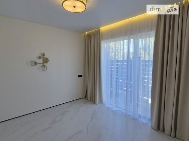 Продаж 2 поверхового дуплекса з ділянкою на 2.5 сотки, 150 кв. м, 4 кімнати, на бул. Дружби • ID 34998083