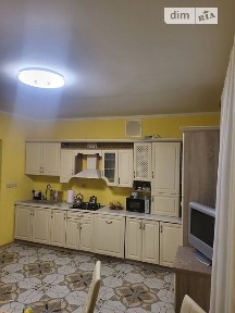 Продаж 2 поверхового будинку з ділянкою на 3.3 сотки, 130 кв. м, 3 кімнати, на вул. Набережна • ID 34997401