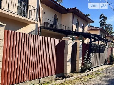Продаж 2 поверхового таунхауса з ділянкою на 2 сотки, 115 кв. м, 3 кімнати, на вул. Кленова • ID 34998543
