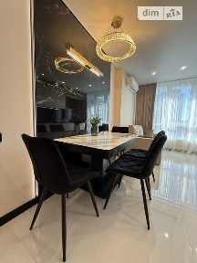 Продаж 2к квартири 61.7 кв. м на вул. Бельведерська 32Б • ID 34998633