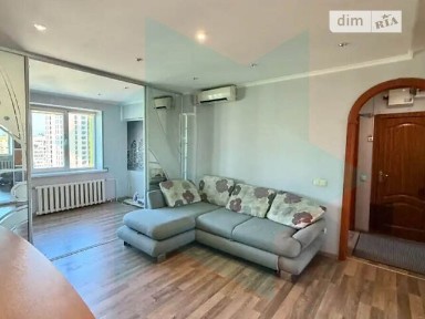 Продаж 3к квартири 65 кв. м на вул. Осіння 9 • ID 34998414