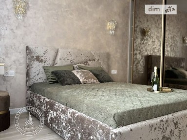 Продаж 3к квартири 80 кв. м на вул. Андрія Шептицького • ID 34998462