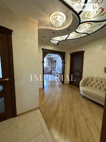 Довготривала оренда 4к квартири на вул. Срібнокільська 1 • ID 34998868