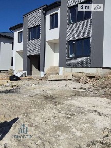 Продаж 2 поверхового дуплекса з ділянкою на 3.5 сотки, 126 кв. м, 4 кімнати, на вул. Сонячна • ID 34999007