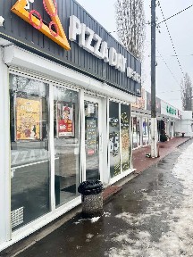Продам торгівельні приміщення (МАФи), зупинка Аврора червона лінія