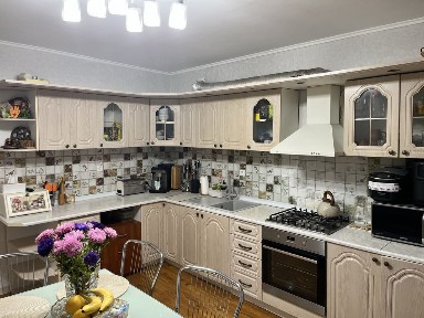 Продам 2 комнатную квартиру на Марсельской Семена Палия
