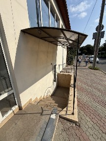 Оренда комерційного приміщення по вул. А. Воробкевича, 1А.