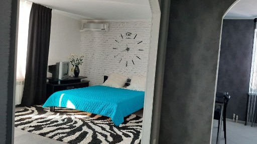 Свободна Посуточно. 1к/к. пр-т Мира-Театральная. Лен. Ровд
