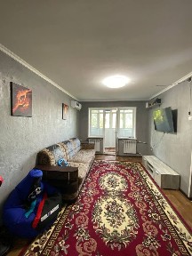 Продаётся трёхкомнатная квартира по ул. Соборности (Косиора)