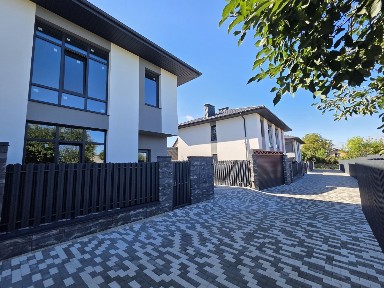 Продам дуплекс від Власника с. Гатне, центр, єОселя.