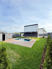 Будинок Осокорки 130 м² з ремонтом, меблями, басейном та автономністю