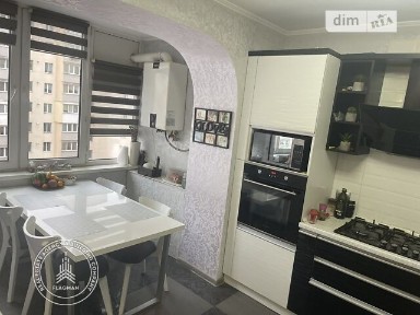 Продаж 3к квартири 65 кв. м на вул. Левка Лук'яненка • ID 34999475