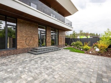 Продаж 2 поверхового будинку з ділянкою на 11 соток, 320 кв. м, 6 кімнат, на вул. Квітнева • ID 34999912