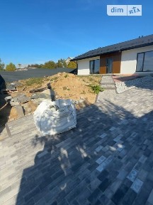 Продаж 1 поверхового будинку з ділянкою на 6 соток, 108 кв. м, 3 кімнати, на вул. Миклухо-Маклая • ID 34999335