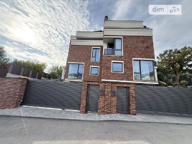 Продаж 3 поверхового будинку 222 кв. м, 4 кімнати, на вул. Тісна 1Б • ID 34999262