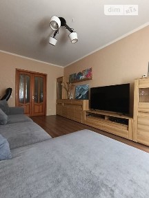Продаж 3к квартири 65 кв. м на вул. Академіка Корольова • ID 35000002