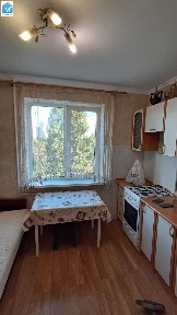продам 1 ком