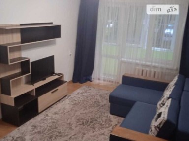 Довготривала оренда 2к квартири на вул. Наукова 9 • ID 35000631