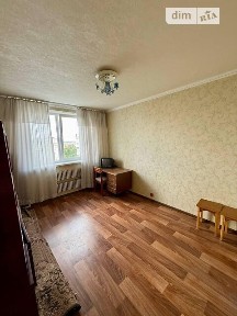 Продаж 3к квартири 65 кв. м на вул. Карякінська 5 • ID 35001512