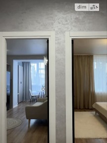 Продаж 1к квартири 46.7 кв. м на вул. Степана Бандери • ID 35001006