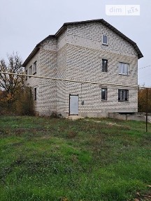 Продаж 2 поверхового будинку з ділянкою на 10 соток, 240 кв. м, 6 кімнат, на вул. Одеська 32 • ID 34998515