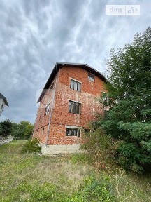 Продаж 3 поверхового будинку з ділянкою на 6 соток, 297.5 кв. м, 7 кімнат, на вул. Василишина • ID 35000621