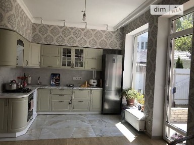 Продаж 2 поверхового будинку з верандою і ділянкою на 3.6 сотки, 320 кв. м, 4 кімнати, на пров. Кортацці • ID 34999293