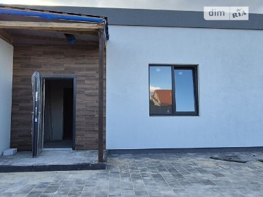 Продаж 1 поверхового таунхауса з ділянкою на 1.3 сотки, 54 кв. м, 2 кімнати, на вул. Дніпровська • ID 35003822