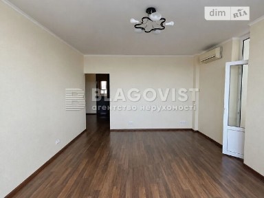 Продаж 3к квартири 77 кв. м на вул. Ахматової Анни 32/18 • ID 35003981