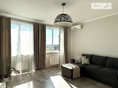 Продаж 2к квартири 50 кв. м на вул. Південна 5Б • ID 35004011