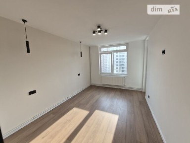 Продаж 2к квартири 58 кв. м на вул. Смакули 8 • ID 35003789