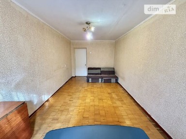 Продаж 2к квартири 47 кв. м на вул. 600-річчя 72 • ID 35003690