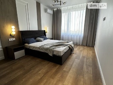 Продаж 2к квартири 70 кв. м на вул. Академіка Заболотного 1Б • ID 35003532