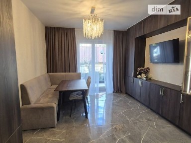 Продаж 2к квартири 72.4 кв. м на вул. Лисенка 10 • ID 35003315
