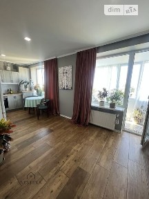 Продаж 2к квартири 63 кв. м на вул. Володимирська • ID 35003319