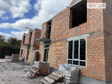 Продаж 2к квартири 49 кв. м на вул. Квіткова 1, кв. 3 • ID 35003041