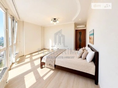 Продаж 2к квартири 70 кв. м на просп. Соборності 30 • ID 35002635