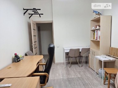 Продаж 2к квартири 82 кв. м на вул. Деміївська 13 • ID 35002683
