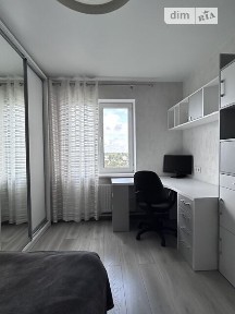 Продаж 3к квартири 66.1 кв. м на вул. Зенітного полку 95 • ID 35002420