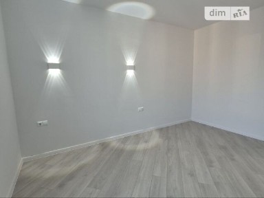 Продаж 2к квартири 95 кв. м на вул. Зарічанська 11В • ID 35002276