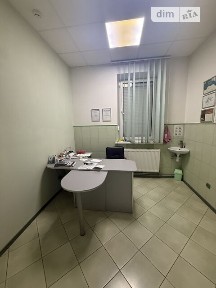 Здається комерційне приміщення на вул. Острозького Князя, площа 80 кв. м • ID 35003560