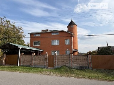 Продаж 3 поверхового будинку з верандою і ділянкою на 12.8 сотки, 316 кв. м, 6 кімнат, на вул. Польова • ID 35003928