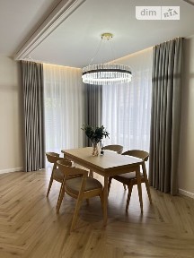 Продаж 2 поверхового будинку 118 кв. м, 4 кімнати, на вул. Центральна 4 • ID 35003331